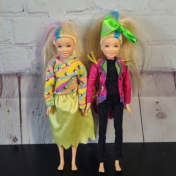 Just Play JoJo Siwa 10" Singing Doll Sings Hit Song Titled Non Stop Set Of Two - Picture 7 of 13